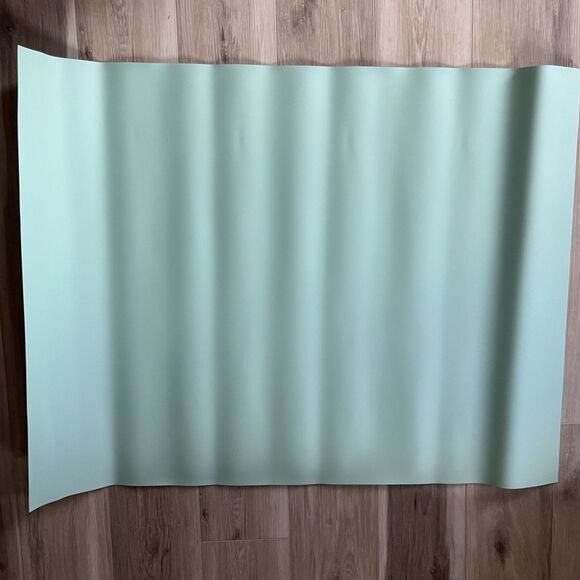 Alvin VBC44-5 VYCO 31.5 x42" 5 ply 1.1mm vinyl Architect Board Cover Green/Cream - Picture 5 of 5